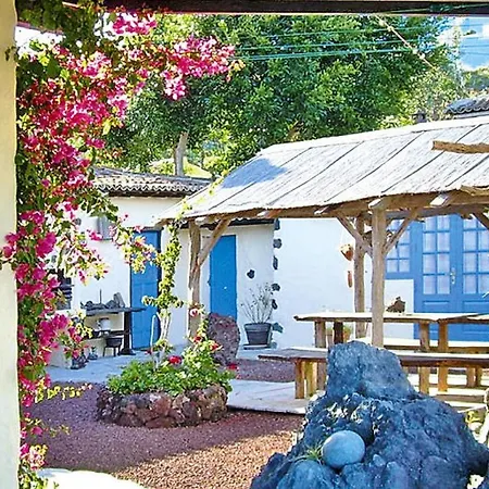 Finca In With Parking Holiday home *